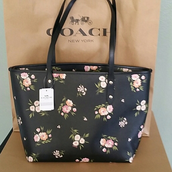 🌷NEW🌼Authentic Coach Daisy Print City Zip Tote🌷 - Picture 5 of 8